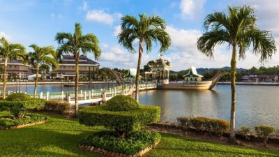 รู้ก่อน เที่ยวบรูไน