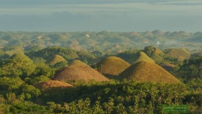 ภูเขาช๊อกโกแลต ประเทศฟิลิปปินส์