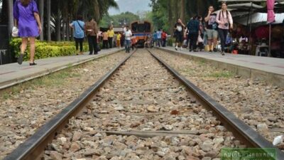 เที่ยวเมืองกาญจนบุรี ข้ามสะพานแม่น้ำแคว