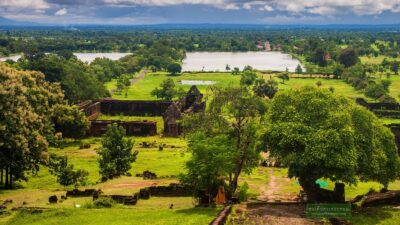 ปราสาทหินวัดพู มรดกโลกใกล้เมืองไทย