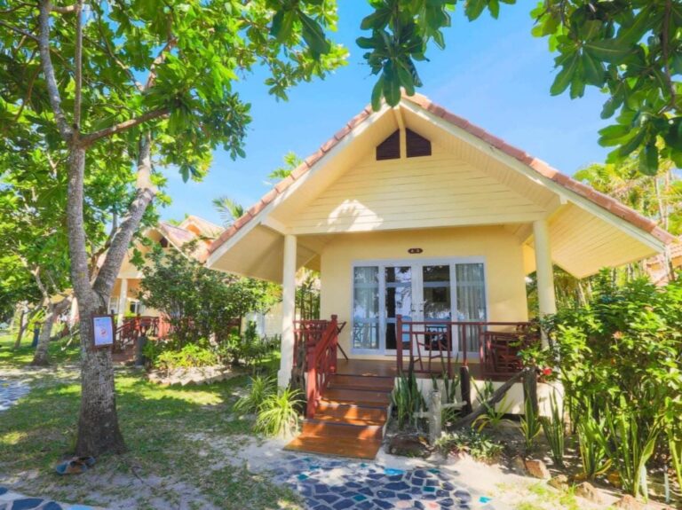 Amber Sands Beach Resort