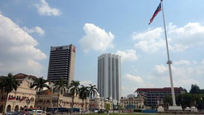 จตุรัสเมอเดกา เสาธงสูงที่สุดในโลก