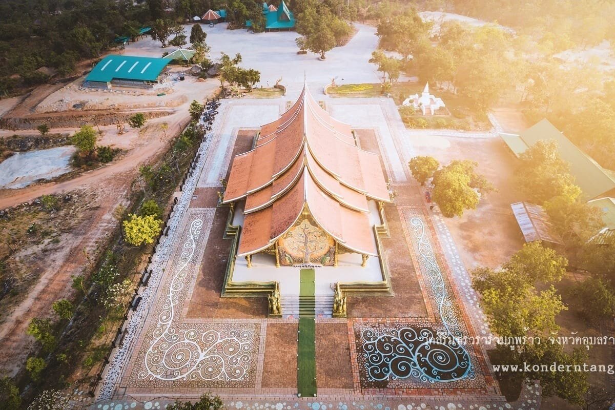 วัดสิรินธรวรารามภูพร้าว จังหวัดอุบลราชธานี